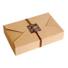 Kundenspezifischer Entwurf faltete Kraftpapier-Geschenk-Verpackenkasten